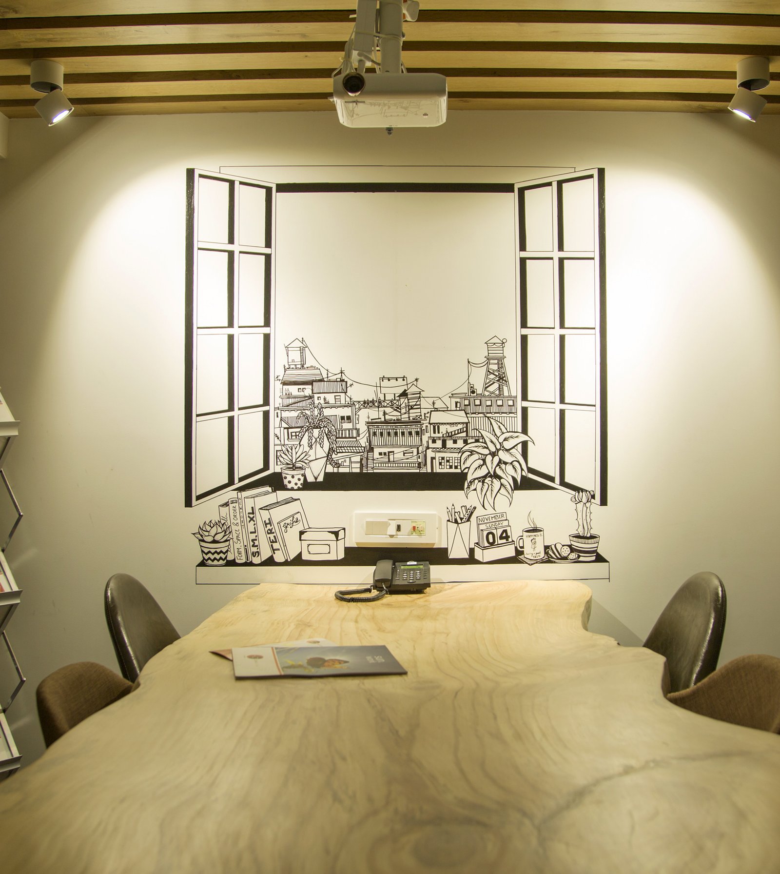 Office / Workspace Equinox Design